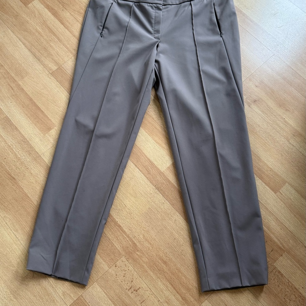 Escada Gray Dress Pants with Flat Front and Straight Leg